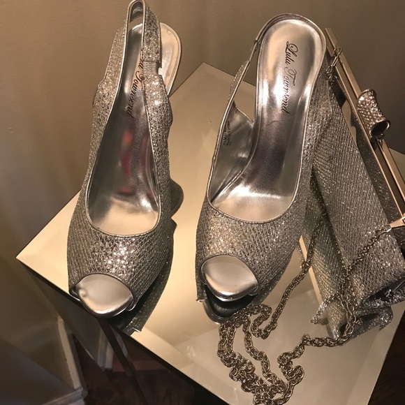 Bundle shoe and clutch - Picture 2 of 5